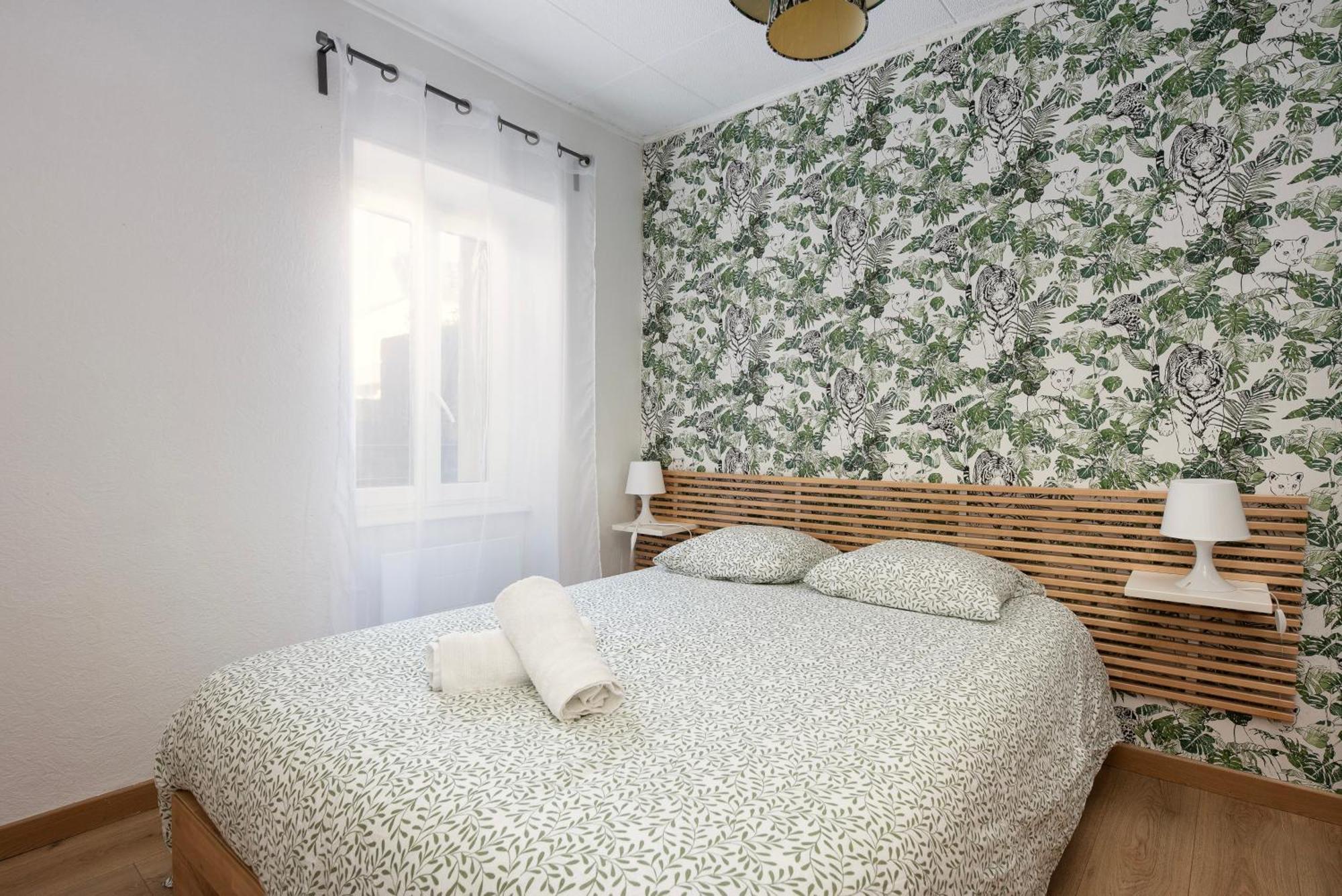 Joli Juste Renove Vue Sur L'eglise Apartment Brest